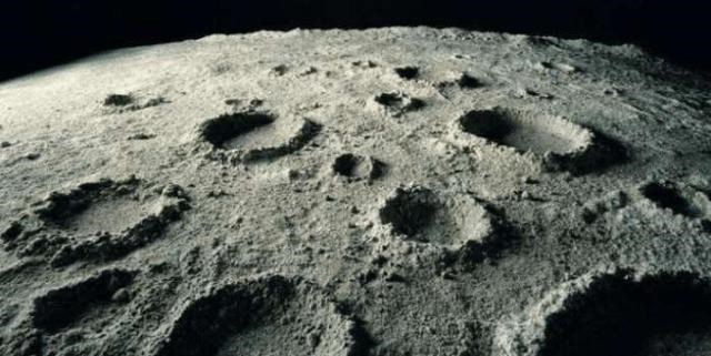 陨石坑 5万年前，一颗30万吨重的陨石砸在了我国东北，现在那里怎样了？