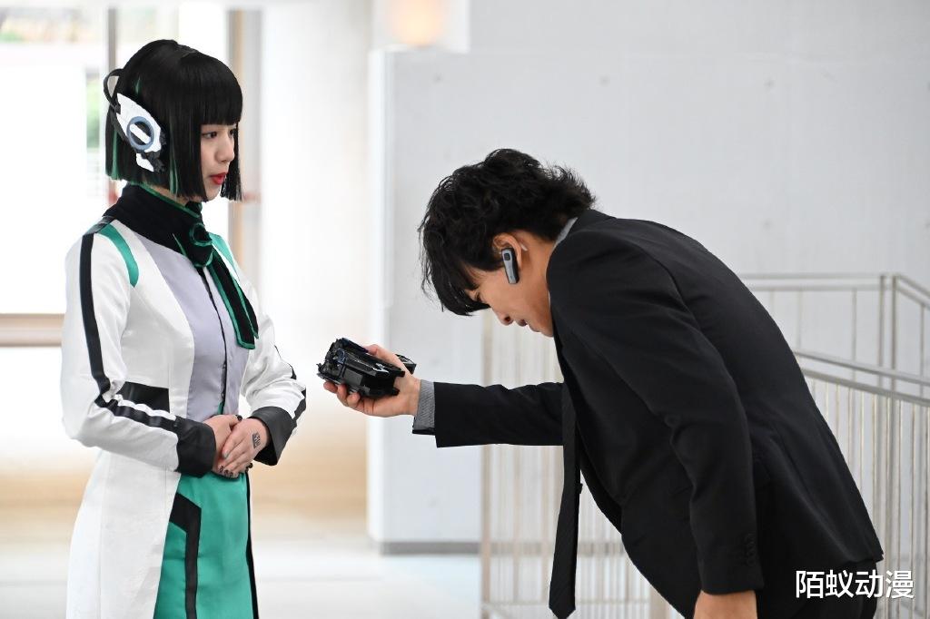 假面骑士zero-one|假面骑士01新外传剧照公开，两大骑士激战灭亡迅雷，刃姐皮套好帅