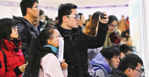 陈官凤说情感|国内这所高校很为难，校址在直辖市却无人关照，如今逐渐没落