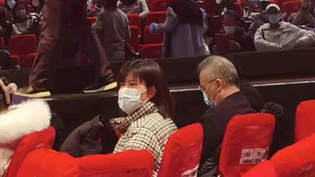 杜华|不得不服！杜华“看”如梦之梦一个话题炒两次，嗑糖蹭热度两不误