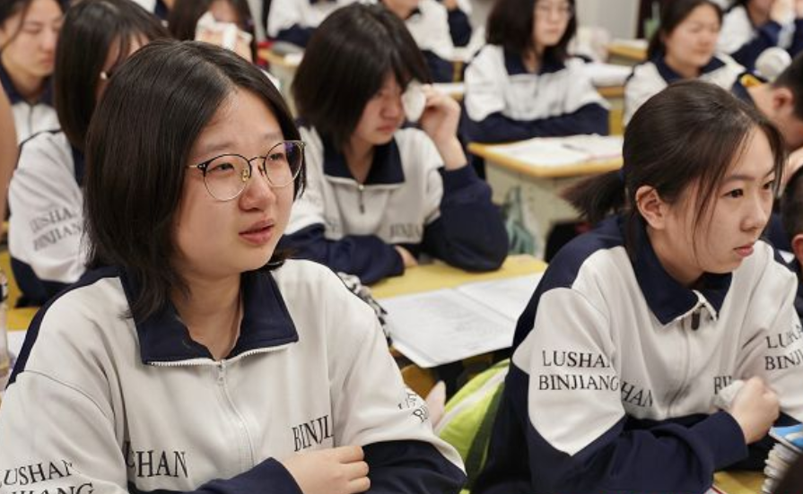 大学|高考增加身份限制，部分学生将无缘高考，考生和家长需提前了解