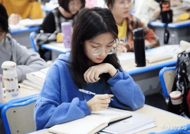 老李侃学习|2021年“捡漏王”诞生,495分考入顶级211,锦鲤实锤了