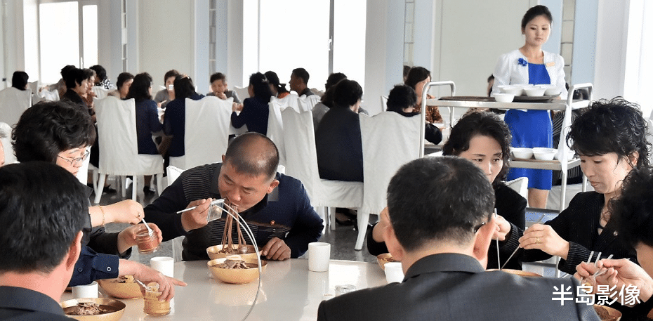 走進朝鮮，在朝鮮高檔餐廳吃碗面多少錢？-圖4