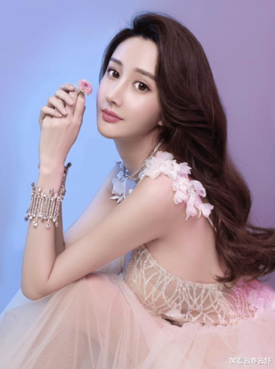 金晨|那些乱整鼻子的明星还好么?有人变成真人马里奥,有人像金角大王