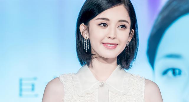 娱乐圈|新疆三美：一个无戏可拍，一个忍气吞声，一个被喊滚出娱乐圈