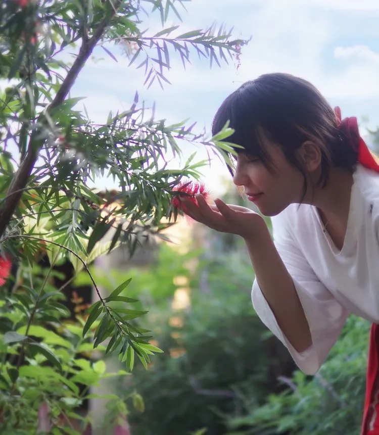 四楼80㎡荒废露台，DIY打造空中小花园，成了朋友们聚会的打卡地