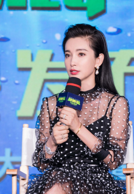 李晨|?李晨“变”了，与李冰冰嗨玩到凌晨就算了，但这次简直无力吐槽