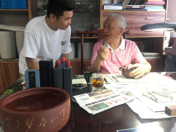 |紫先生—紫砂壶：单把两三百和单把两三千的壶，区别在哪？