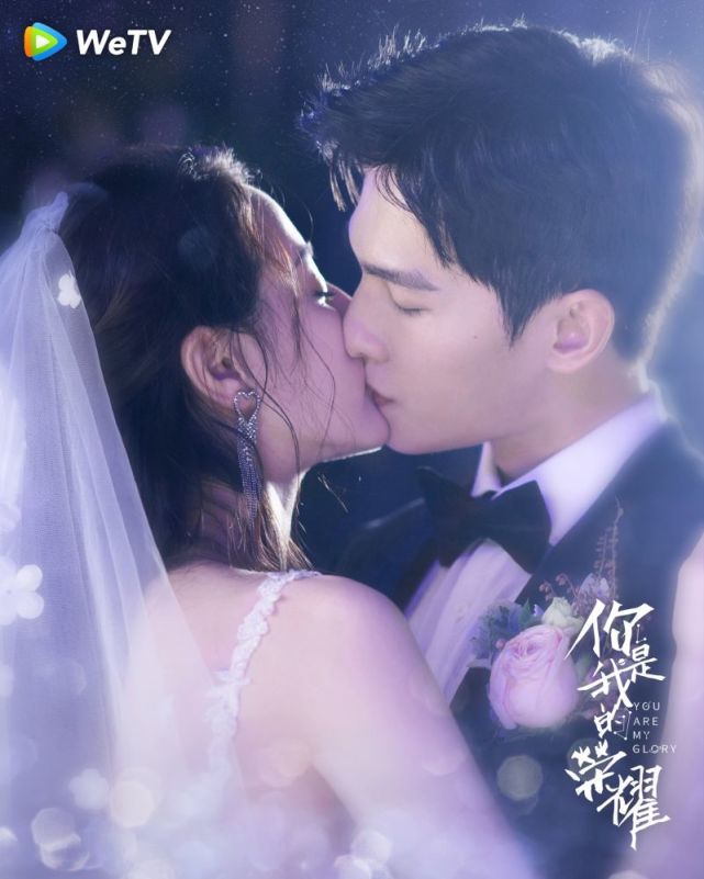 迪丽热巴|迪丽热巴秘恋杨洋?一起用餐泄踪迹