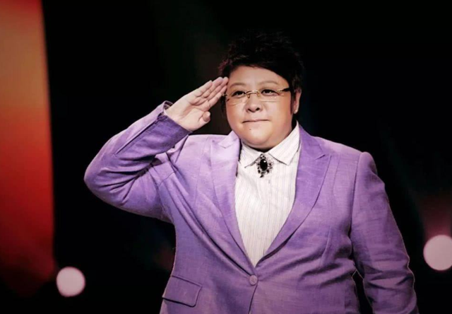 韩红|韩红自称年轻时比杨幂还美，本以为开玩笑，看到18岁照片时我信了