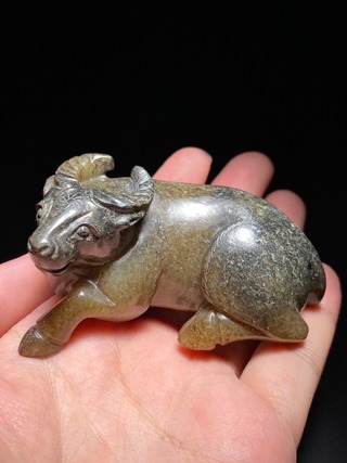 和田玉籽料|明 和田玉 籽料 提油 玉卧牛