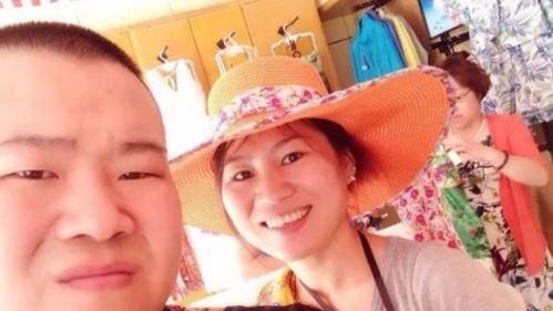 岳云鹏|岳云鹏：给5个姐姐一人购买了一套房产，为何让弟弟留守在了农村