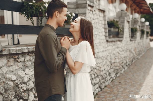 黑猫的心事啊 “儿媳，我病了没人伺候，快回来”“别了，不耽误你全家挤婚房”