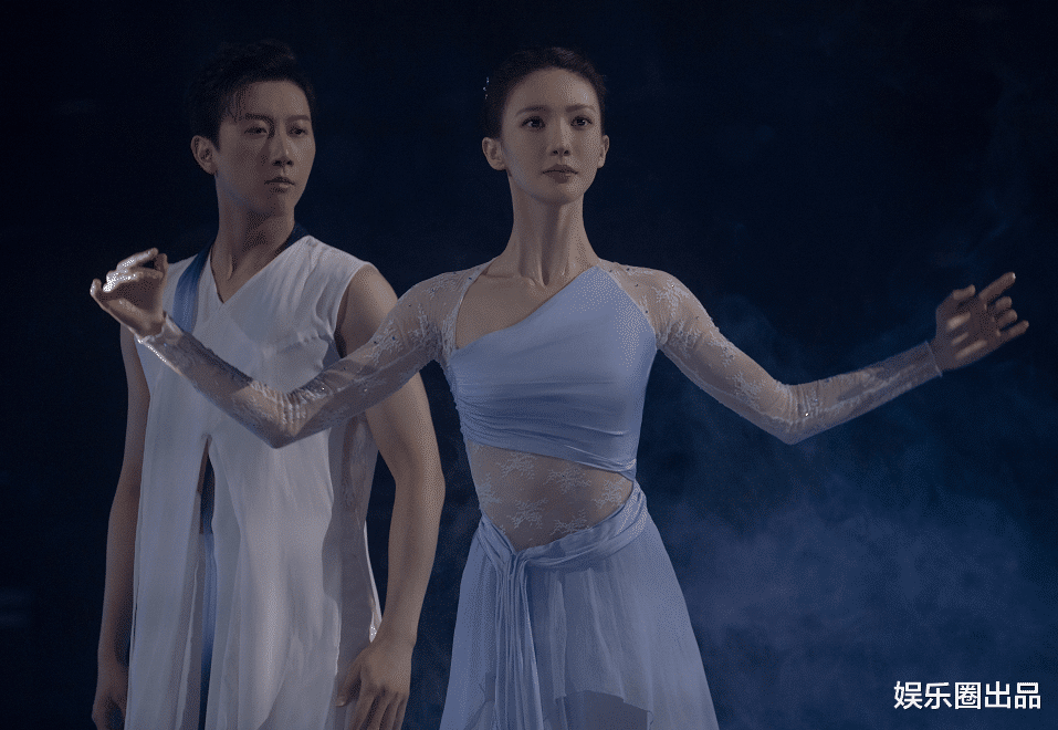 蒋欣|是敬业还是心虚？金晨工作室连续更新5条微博，全部和舞蹈生有关