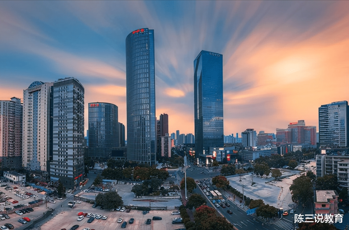 中南大学|湖南省大学排名出炉，中南大学荣登榜首，第三名是最大黑马