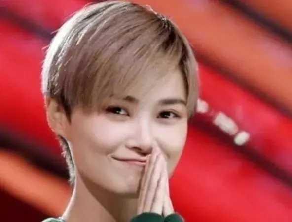 吻戏|不接吻戏的5位女星，前4位尚算清纯，只有她大家表示下不去嘴