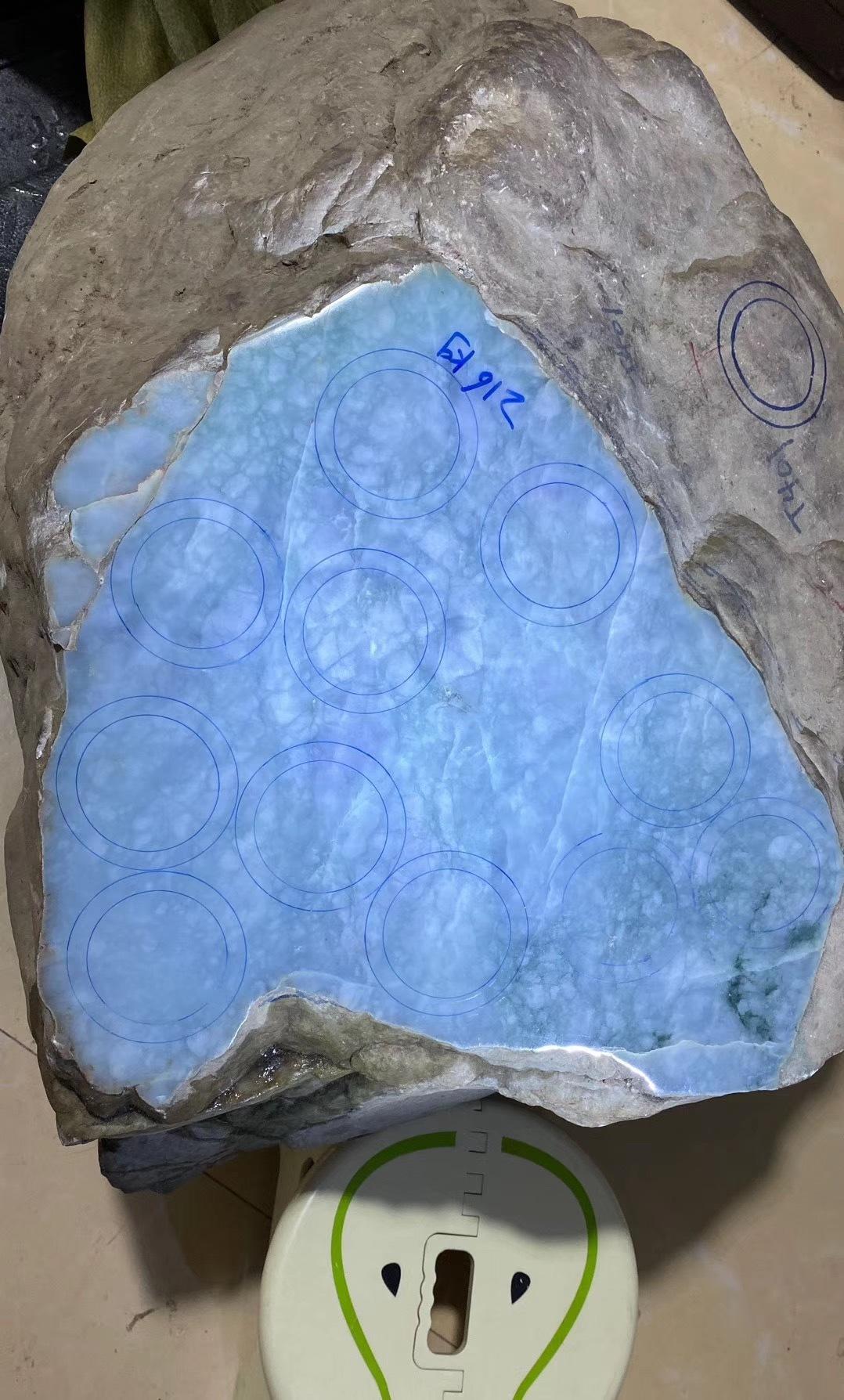 翡翠|为什么30年里翡翠价格就涨了200倍？