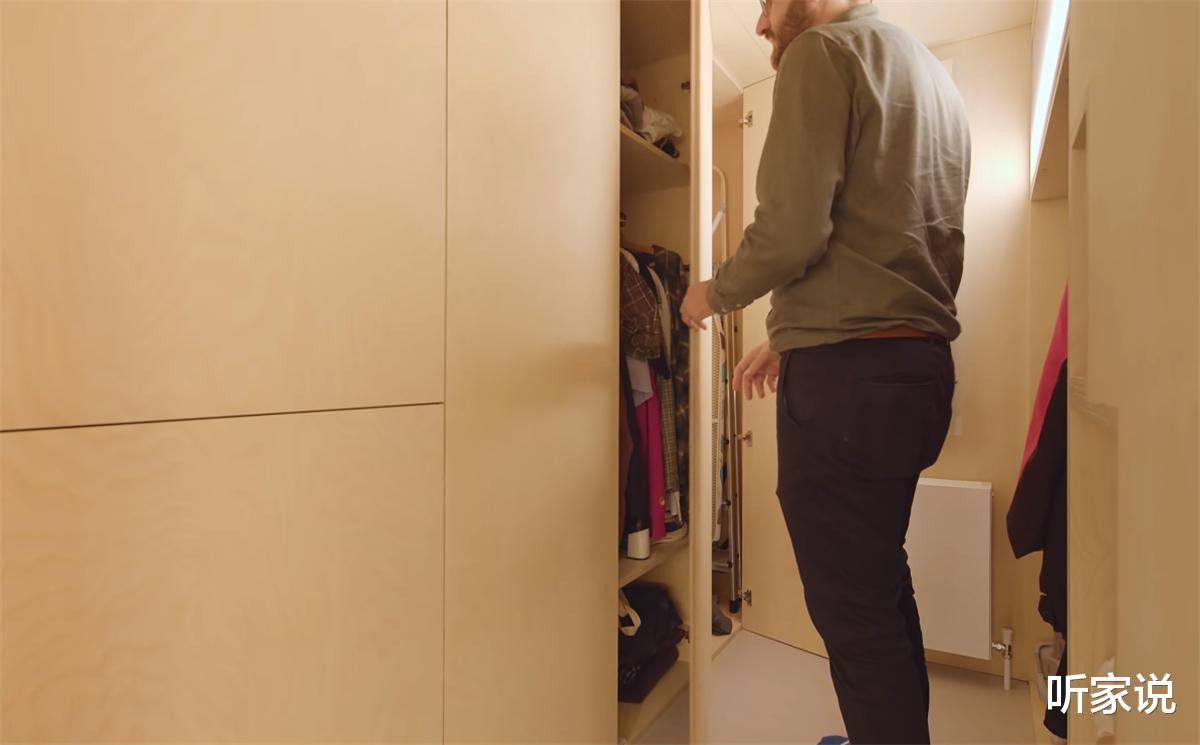 他翻新29㎡蜗居：拆掉隔断做全开放空间，利用3米4层高做夹层卧室