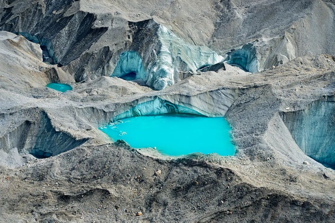卫星 当地球上的冰川全部融化，人类又能支撑多久呢？保护环境迫在眉睫
