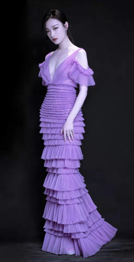 倪妮|倪妮，你只看到她身体美到极致，却不知自救的她有多彪悍