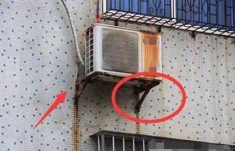 空调外机日晒雨淋,做个盖子就能延长使用寿命?来听听师傅怎么说