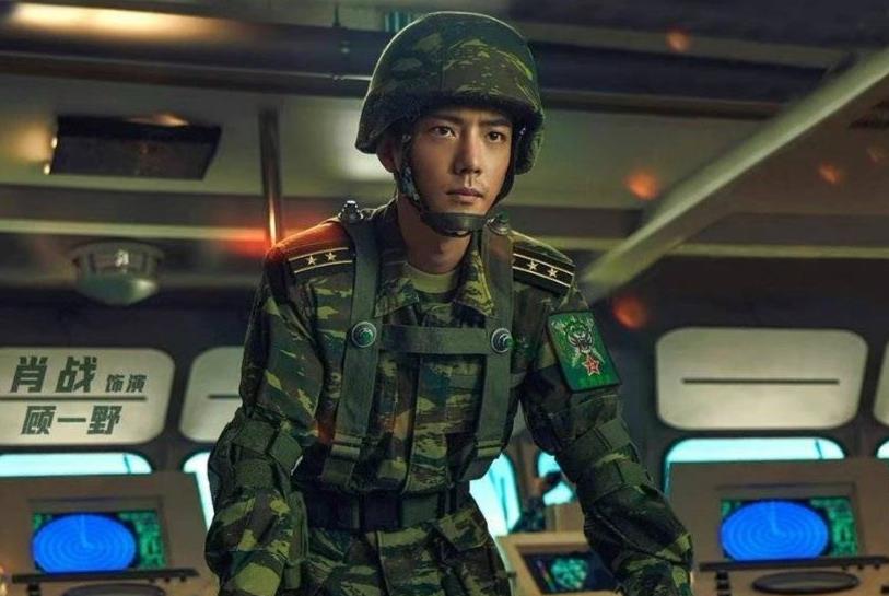 佟丽娅|《王牌部队》：“这不是高干和草根对照，是美强惨和金手指的对照”