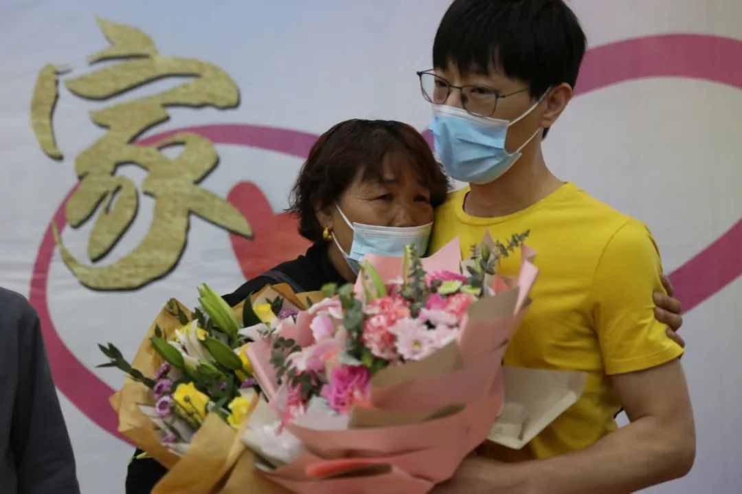 安顺直通车 安顺这位母亲，一声“妈妈”她等了34年