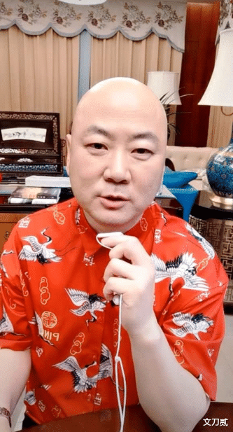 郭冬临|登20次春晚,因8个字被索赔1亿,55岁未婚无子,郭冬临如今怎样了