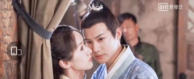 丁程鑫|爱奇艺迎来一部小甜剧，官方连发两条微博，定档指日可待