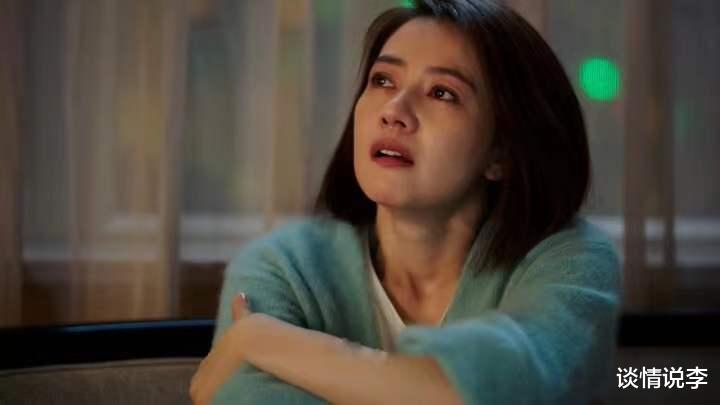 高圆圆|42岁的她素颜，皱纹，毫不回避，新剧开播网友直呼：终于等到你！