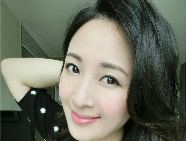 吕子乔|吕子乔藏了那么多年的老婆，竟客串过《爱情公寓》，原来是老熟人