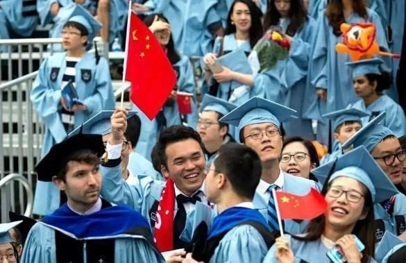 爱国|清华北大的沉默：留学生们的“学成不归”，到底问题出在哪？