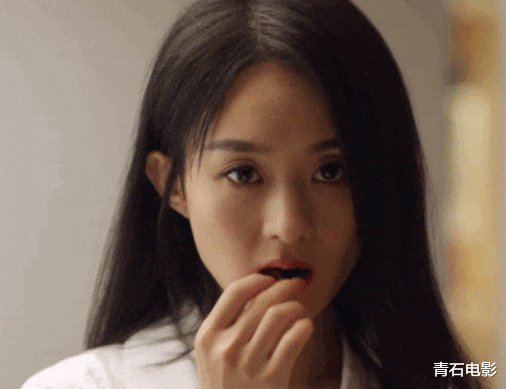 毛晓彤|2021红毯吸睛的12位女星，一个比一个性感，毛晓彤堪称纯欲天花板