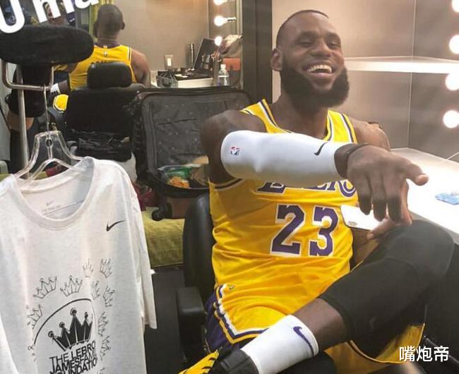 勒布朗·詹姆斯|美媒用詹皇嘲諷小卡！遲來2年的報應？勒布朗15年從未像這樣丟人