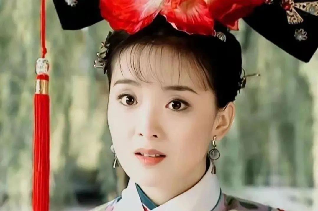 舒淇|晴格格塌鼻梁，嫦娥脸方，这10位女星不整容也好看