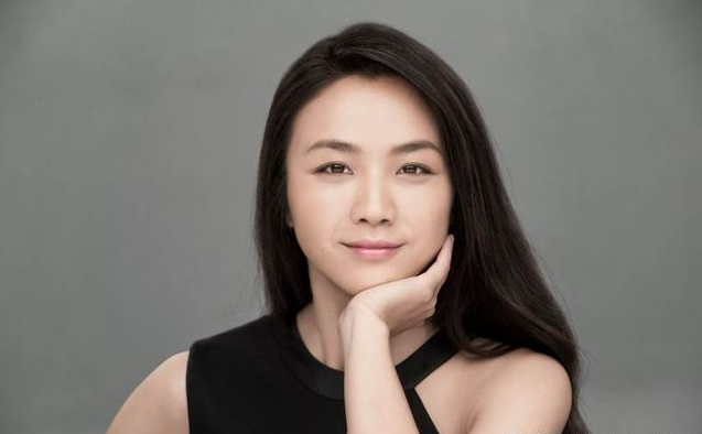 赵薇|被央视列入“黑名单”的3位女星，赵薇上榜，她再无翻身机会