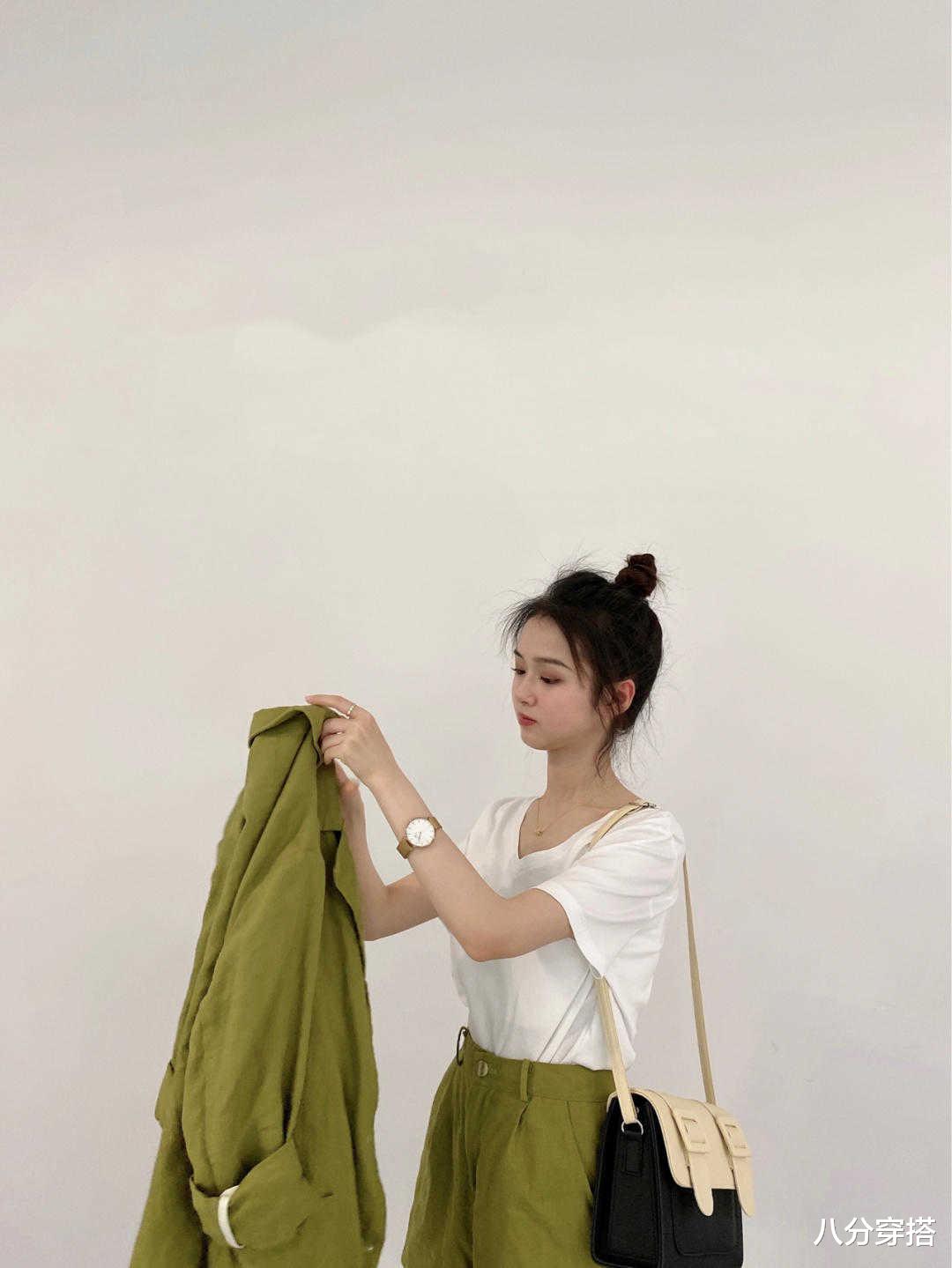 八分穿搭|夏季出游必备衣服单品,轻盈舒适的棉麻风,也能拍出时尚大片来