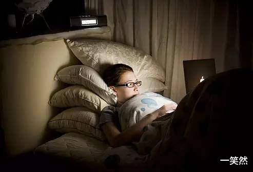 蔬菜|男性晨起的3个行为,比喝酒更伤肝,应及时远离