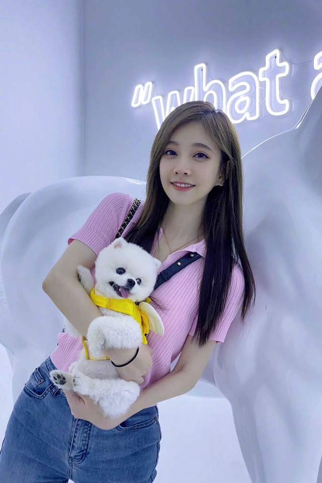 冯提莫|冯提莫的《青梅雨水》怎么这么好听，难道这就是专业歌手的实力吗