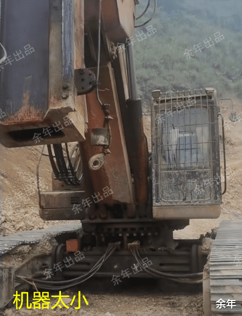 余年 稀奇!河南开封一工地,开工仪式杀鸡忘了备酒,水泥桩打不下去