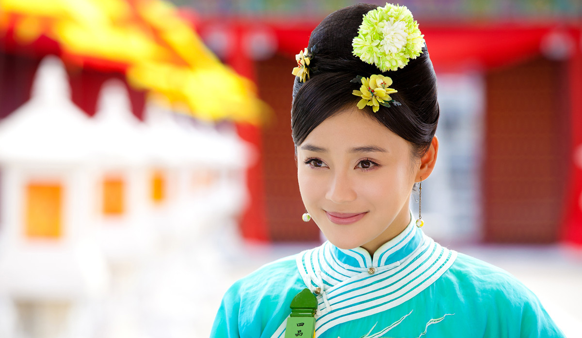 姚晨|男看鼻子女看嘴？8位厚嘴唇女星，用实力证明“香肠嘴”跟丑无关