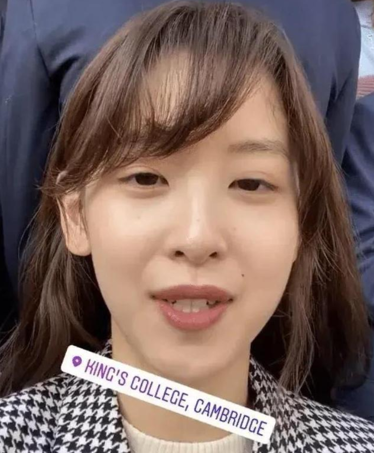 章泽天|奶茶妹妹章泽天卸妆判若两人,网友:怪不得刘强东说“不知妻美”