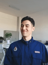 制服|白敬亭「59cm公狗腰」，陈伟霆的「鲨鱼线」，才是内娱帅哥的正确打开方式