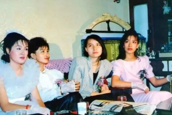 邱黎宽|“女流氓”邱黎宽的传奇人生,和她跟女明星们的风云往事