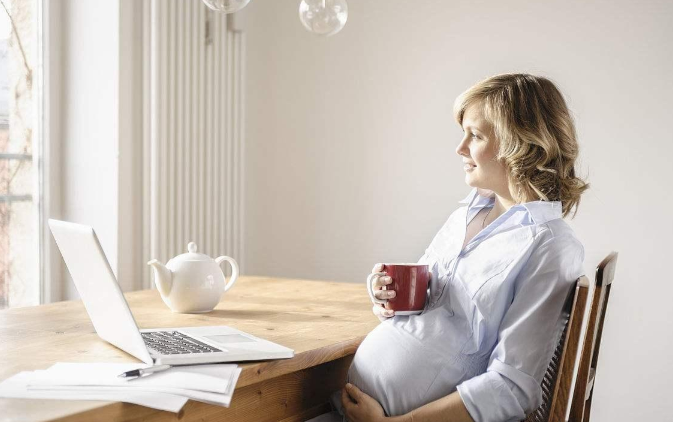 菁妈育儿|孕妈每天喝一杯咖啡很安全？美国新研究：咖啡因会让胎儿生长减慢