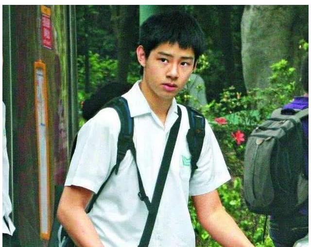 谭咏麟|71岁谭咏麟发文否认睡粉!与妻子丁克15年却和情人生儿子,绝世渣男还想洗白?