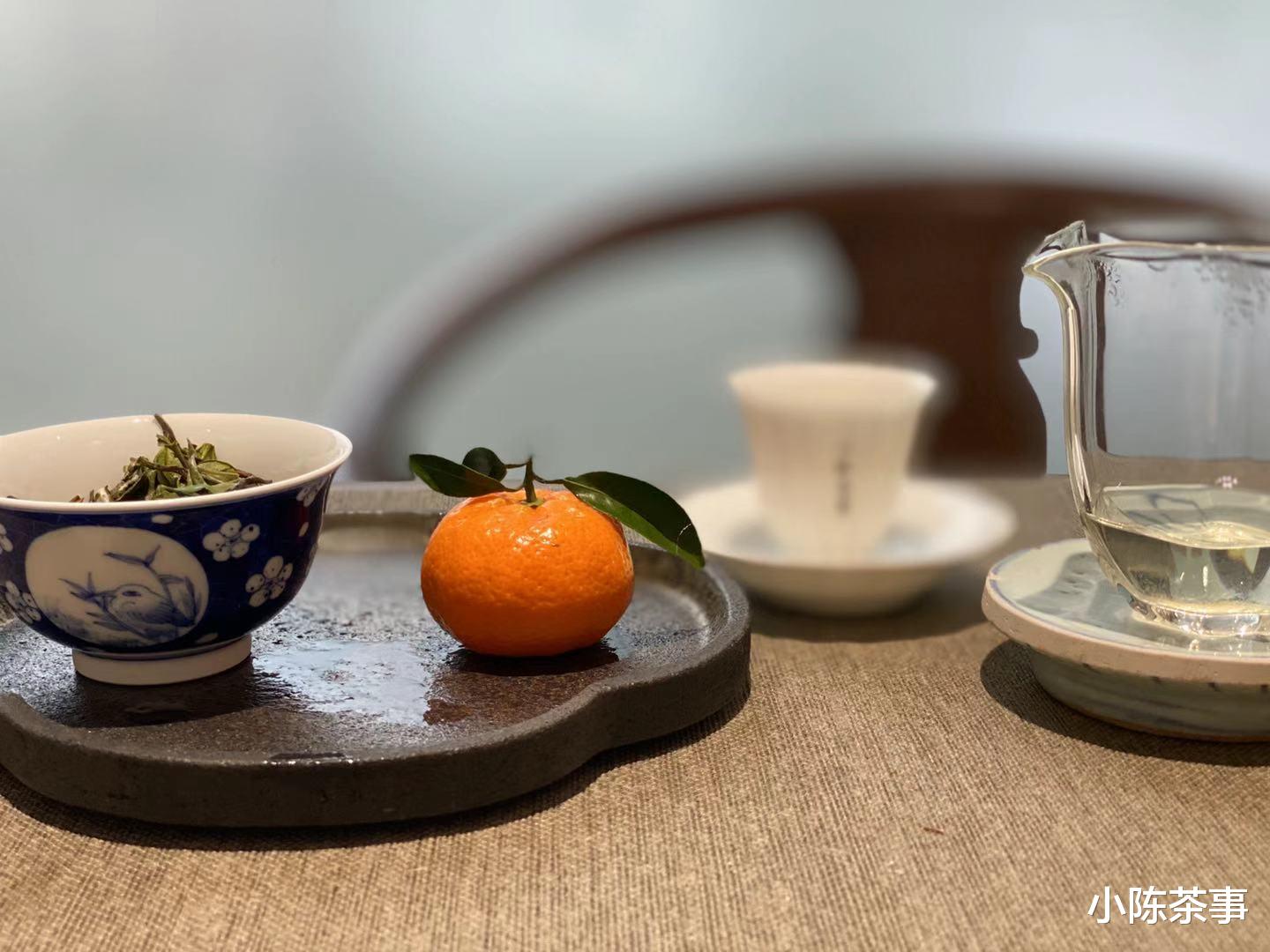 原创|冲泡白茶、红茶、岩茶时，是大壶泡好，还是盖碗泡好？看完这5点