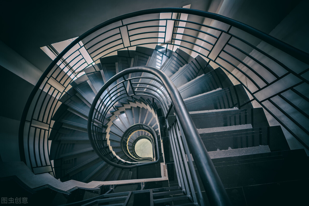 运势|心理测试：选一个旋转楼梯，测你一年后，你的人生在哪方面最惹眼