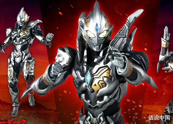 特利迦奧特曼|《特利迦奧特曼》電影版: 邪惡特利迦的變身器是神光棒？他到底是什么身份？