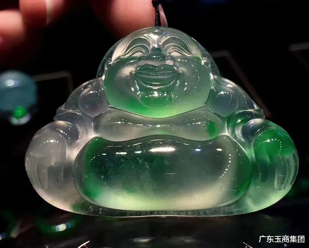 翡翠|极品玻璃底阳绿翡翠起货，美到超乎想象！